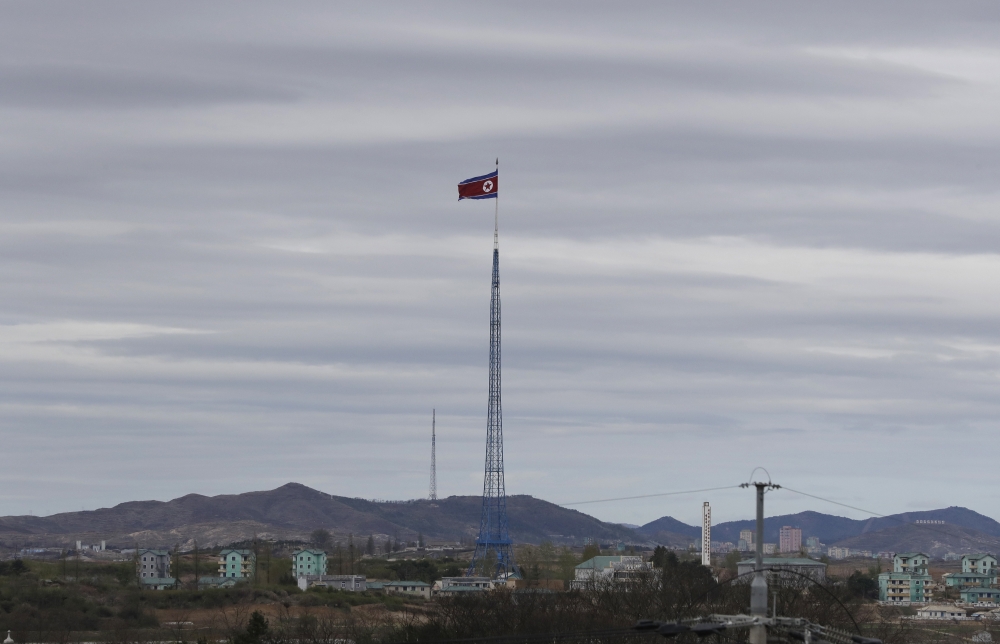 在北韓15日發射飛彈後，南韓立即發射「玄武-2」飛彈回應。（美聯社）
