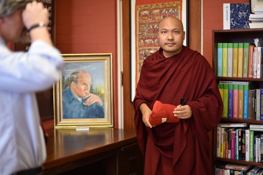 藏傳佛教第17世大寶法王噶瑪巴，23日遭控透過宗薩欽哲仁波切「進貢」，與台灣女信徒交往長達5年、甚至3度發生性關係。（圖片截自大寶法王官方flickr karmapaweb）
