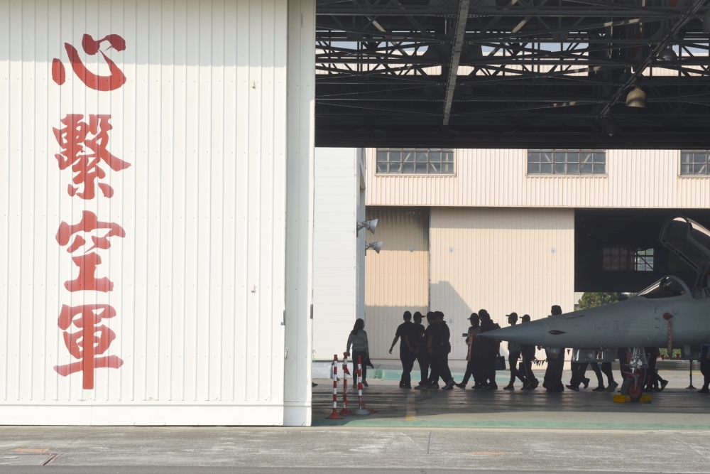 空軍防空暨飛彈指揮部劉姓中士13日上午在台東空軍志航基地被發現上吊身亡，經送醫搶救仍宣告不治。圖僅為示意。（資料照片／鄭宇騏攝）