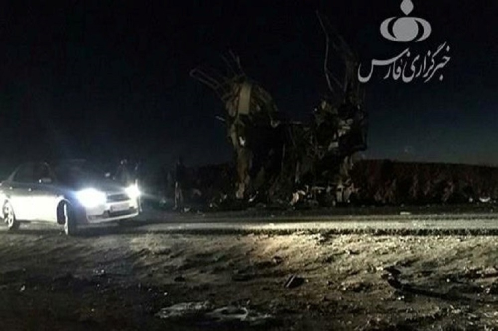 伊朗精銳部隊革命衛隊（Revolutionary Guards）13日遭到自殺汽車炸彈攻擊。（湯森路透）