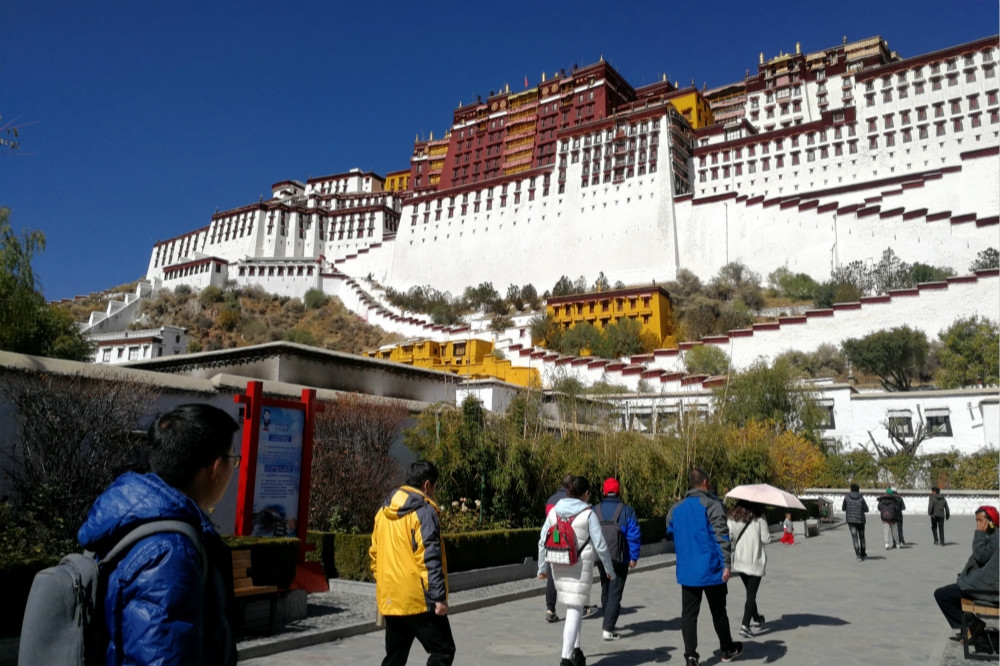 西藏拉薩最著名的景點之一：布達拉宮。（中新社）