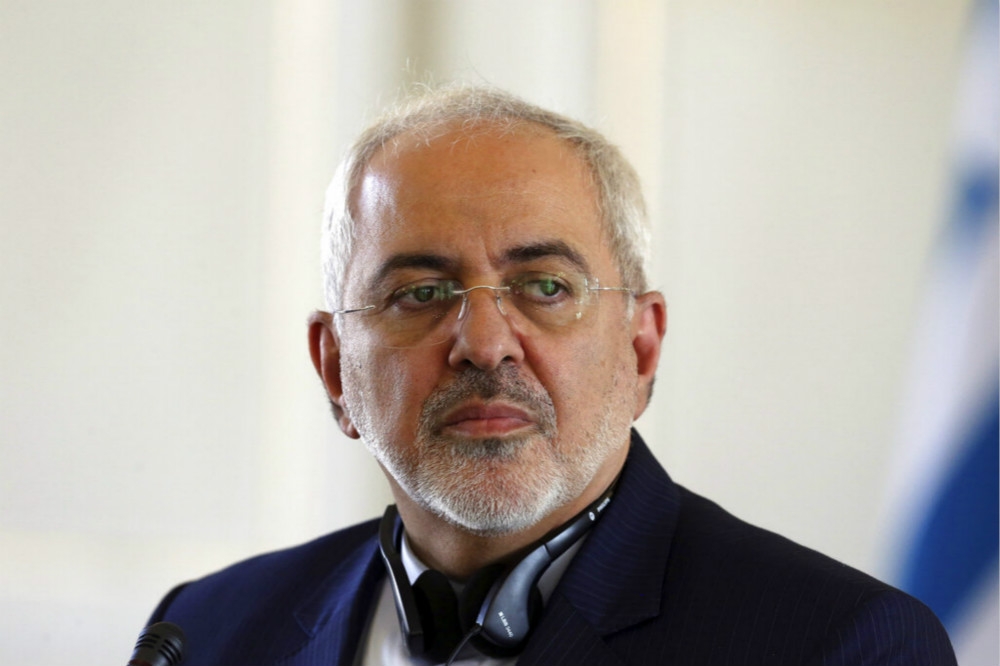 被外界視為溫和派的伊朗外交部長扎里夫無預警辭職。（美聯社）
