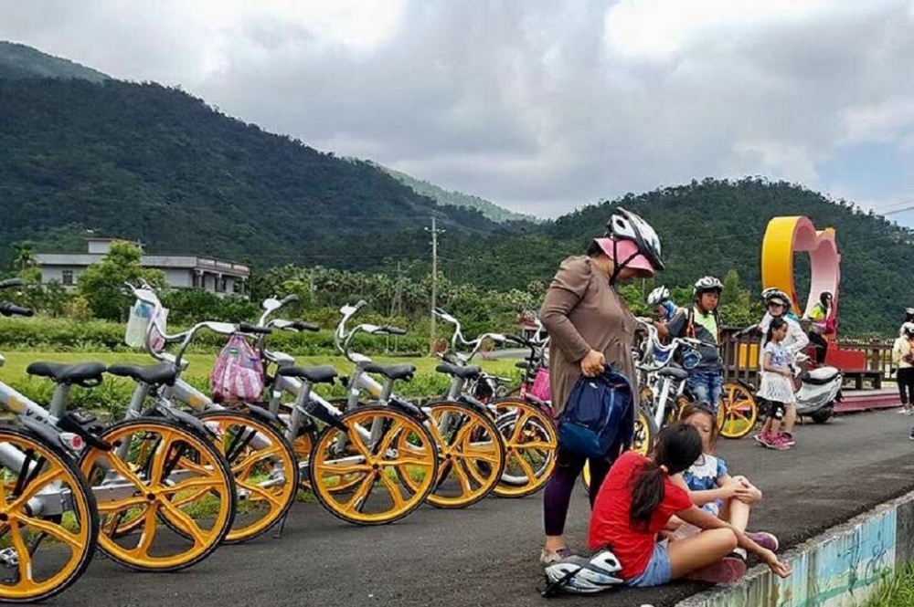 繼新加坡無站式共享自行車oBike進駐宜蘭後，美國達拉斯共享自行車V Bikes，也以宜蘭縣作示範區，打算進攻單車市場進駐各鄉鎮市。（圖片取自於V BIKES Taiwan臉書）