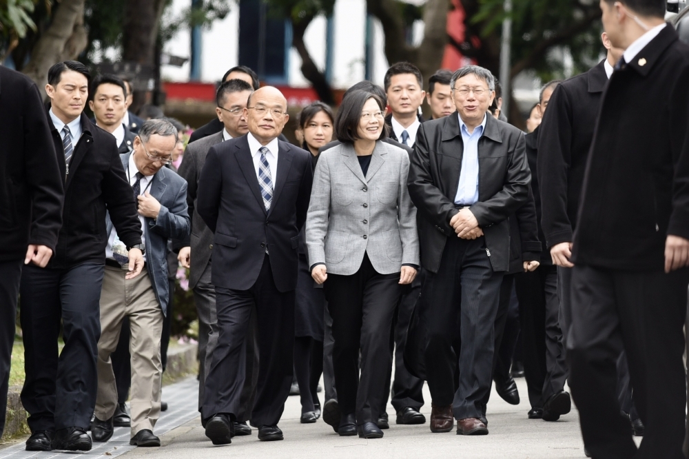 文哲甫連任市長幾個月而已，已經全國跑透透，上山下海似的到處都有其身影。（攝影：張文玠）