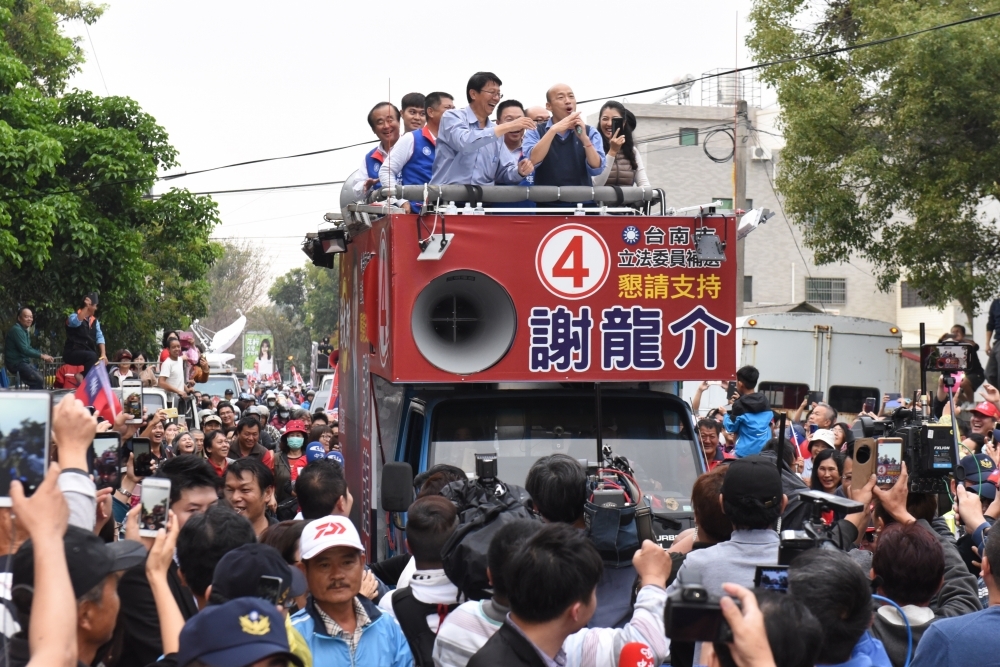 在「討厭民進黨」、「教訓民進黨」的話術包裝下，中共善用民粹的力量顛覆台灣的民主自由。（攝影：鄭宇騏）