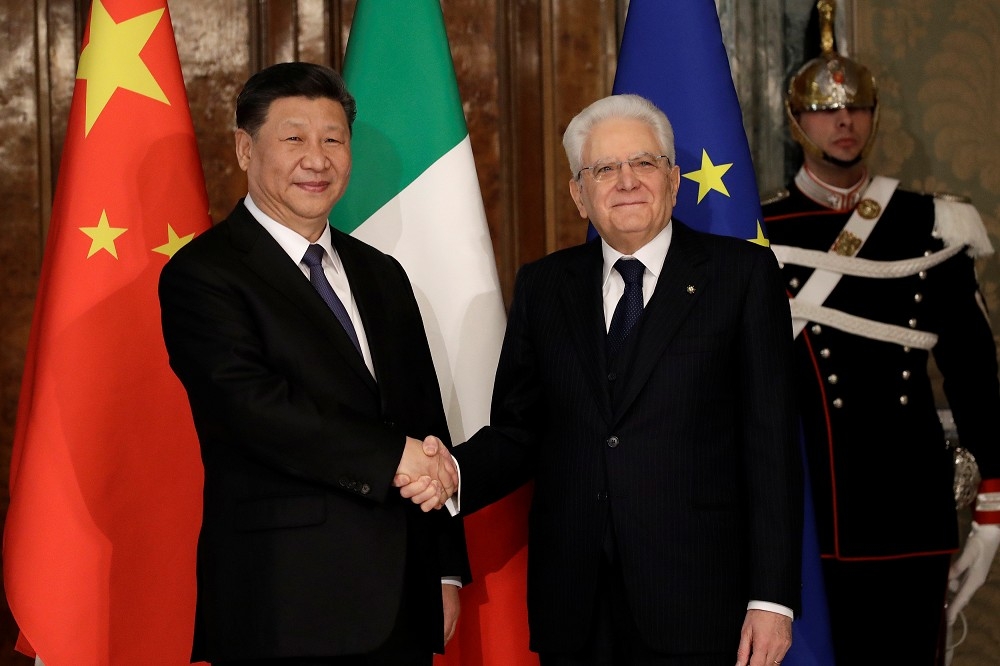 22日中國國家主席習近平、義大利總統馬塔雷拉（Sergio Mattarella）在義大利羅馬的奎里納萊宮會唔。（湯森路透）