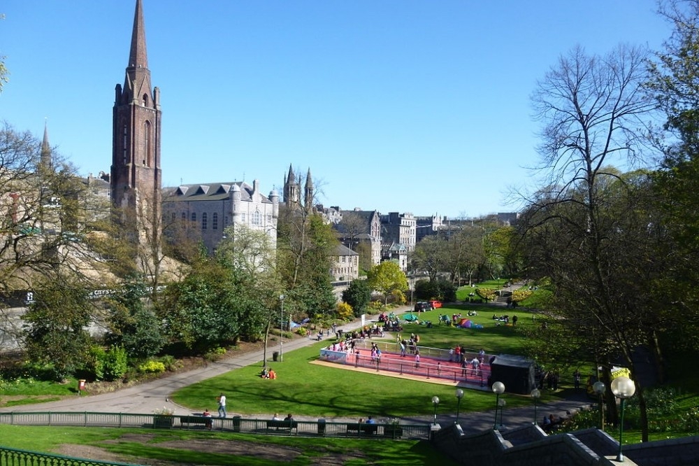 蘇格蘭亞伯丁聯合台地公園（Union Terrace Gardens）。（圖片取自Wikimedia Commons, CC BY 3.0 @Ragazzi99）