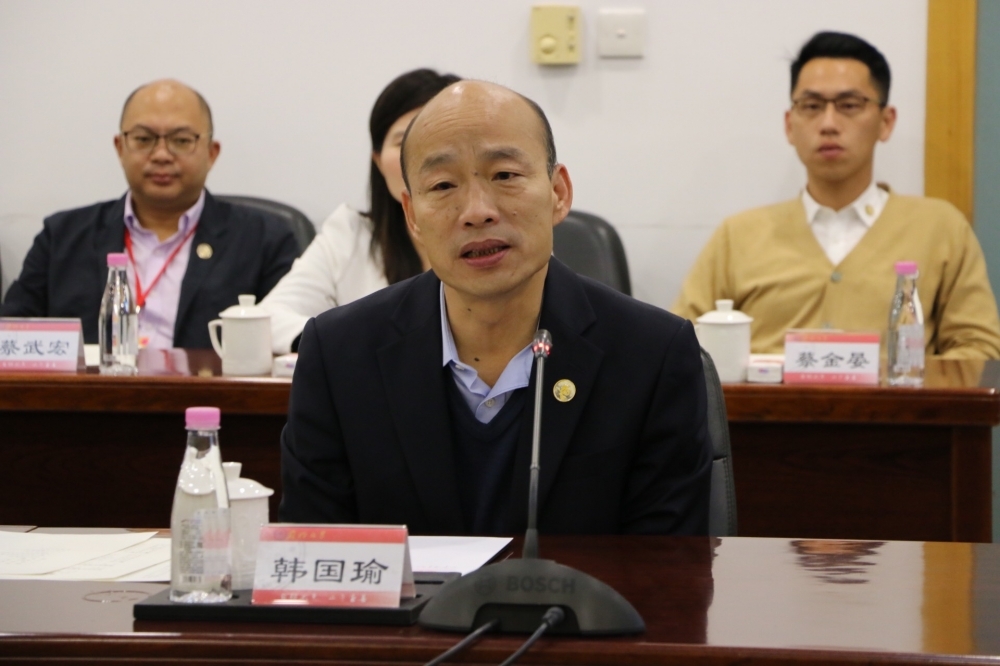 韓國瑜1日於高市議會指出，「我支持中華民國、熱愛中華民國，不接受一國兩制」。（高雄市政府提供）