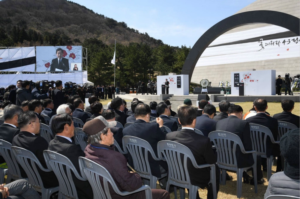 濟州島上悼念4.3大屠殺的儀式現場。（圖片取自南韓總理辦公室臉書）