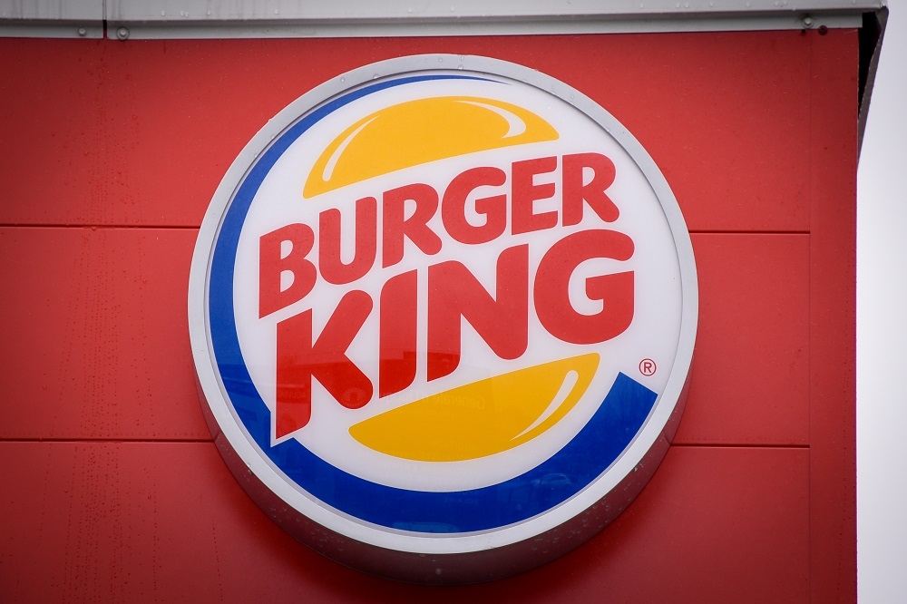 知名連鎖速食品牌漢堡王的新廣告，引發種族歧視爭議。（湯森路透）