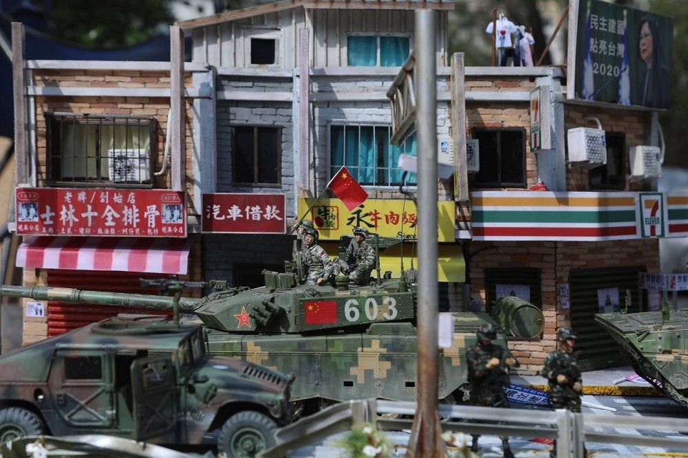 [新聞] 武統台灣 北京模型交流賽 模擬解放軍入城