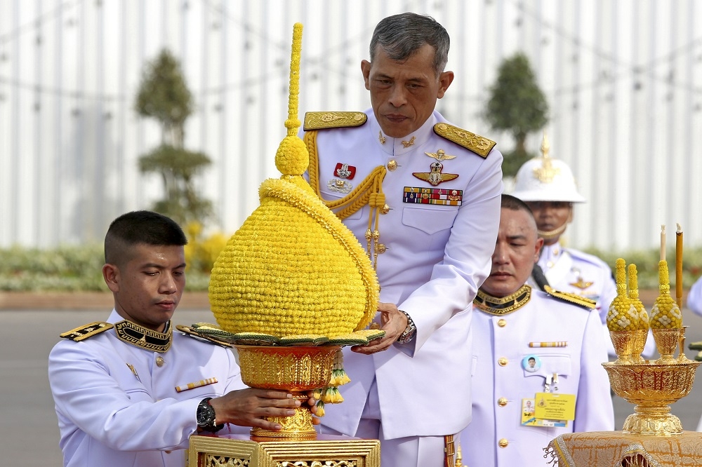 泰國國王拉瑪十世4日正式即位，加冕前夕頒佈特赦令。（美聯社）