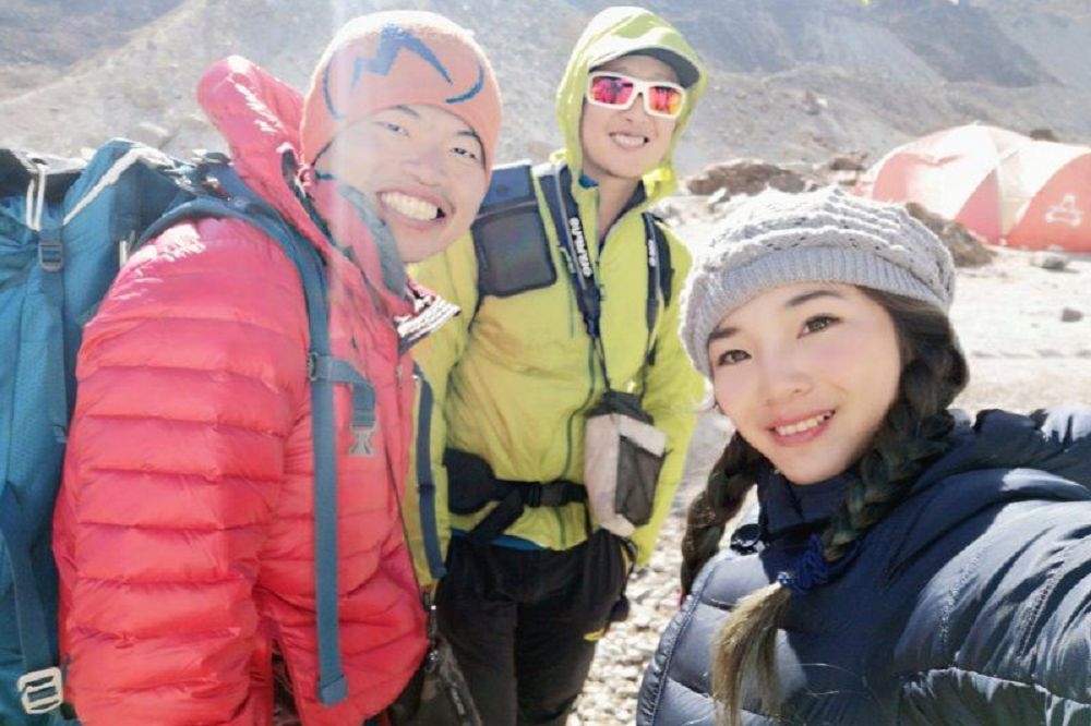 台灣3名登山家呂忠翰、張元植、詹喬愉成功登上世界第5高峰馬卡魯峰。（取自「K2 Project 張元植X呂忠翰八千計畫」臉書）