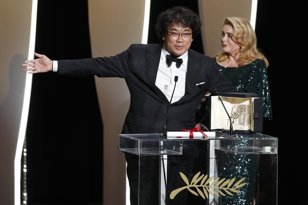 韓國導演奉俊昊以《寄生上流》獲得金棕櫚獎（湯森路透）
