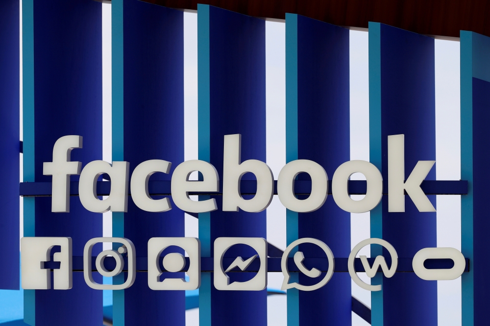 臉書19日表示，假帳號、違反臉書社群守則的內容、連續發布不實資訊等，未來可能會被官方移除。 （湯森路透）