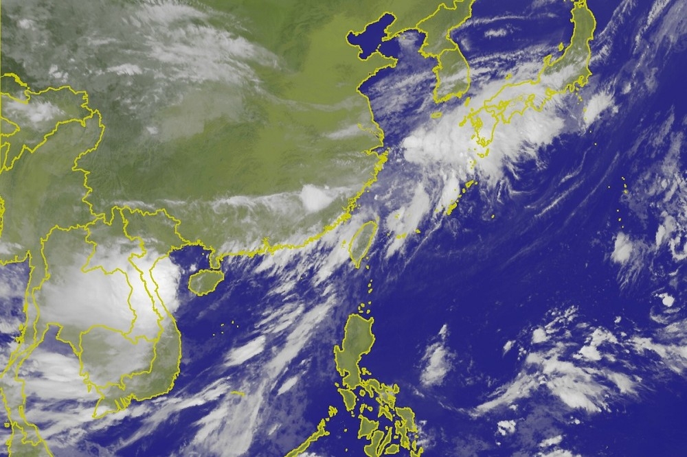颱風「木恩」將不會對台造成影響，但仍需提防低氣壓造成的豪雨（圖片取自中央氣象局）