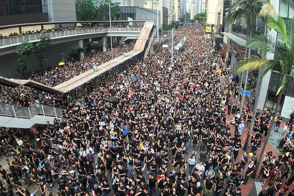 香港因「反送中」經歷歷史上最混亂的六月後，兩派開始爭奪輿論戰。（攝影：麥浩禮）