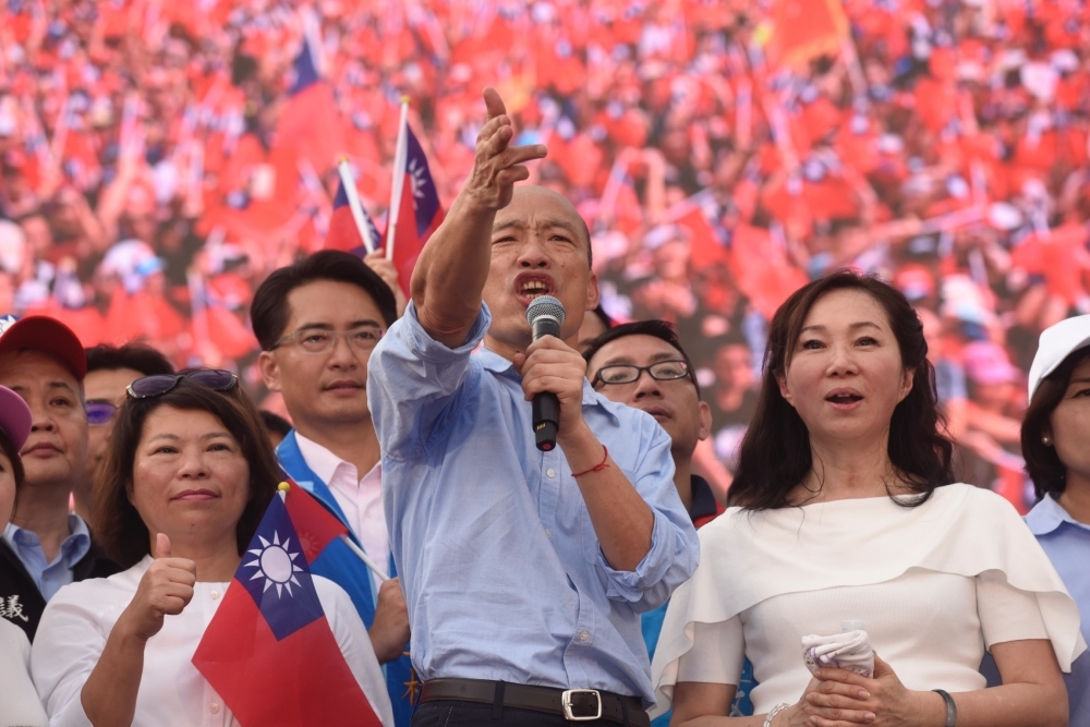 國民黨總統初選結果出爐，高雄市長韓國瑜將以母雞之姿，帶領小雞就戰鬥位置。（攝影：張哲偉）