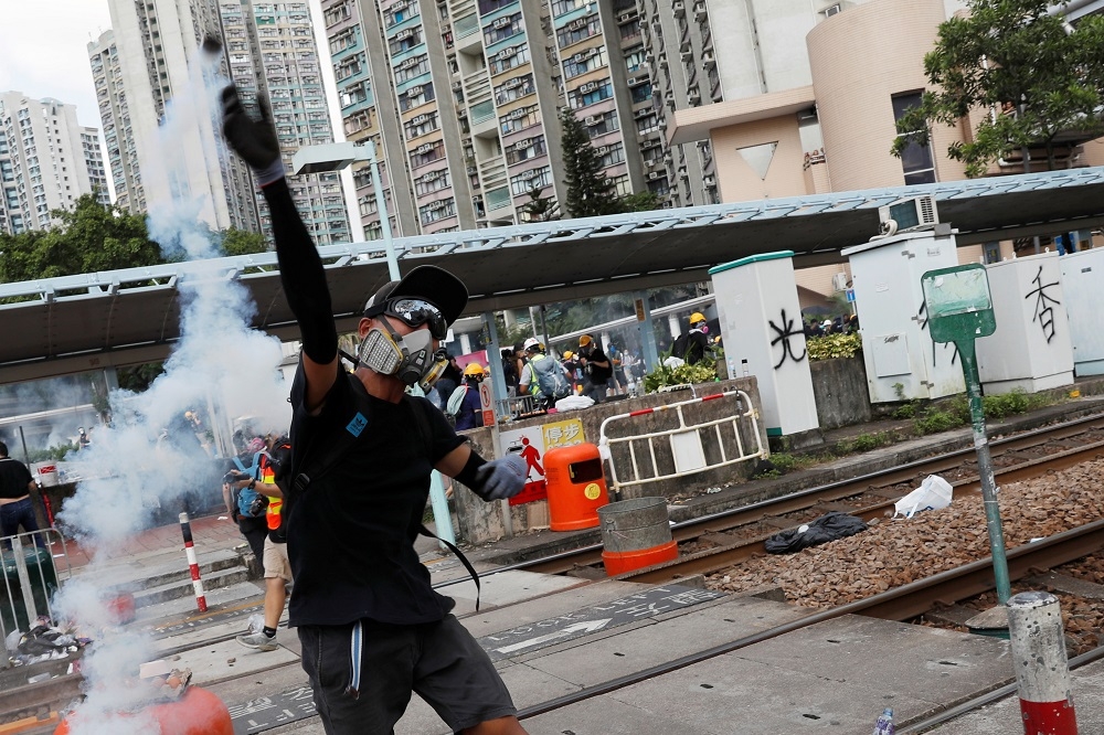 香港多區出現混亂。(湯森路透)