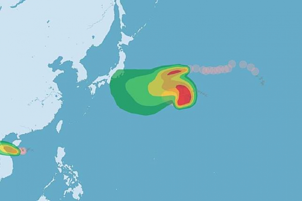 天氣風險公司氣象主播賴忠瑋表示，目前在西太平洋有3個颱風，圖為中央氣象局預估颱風未來走向。（中央氣象局提供）