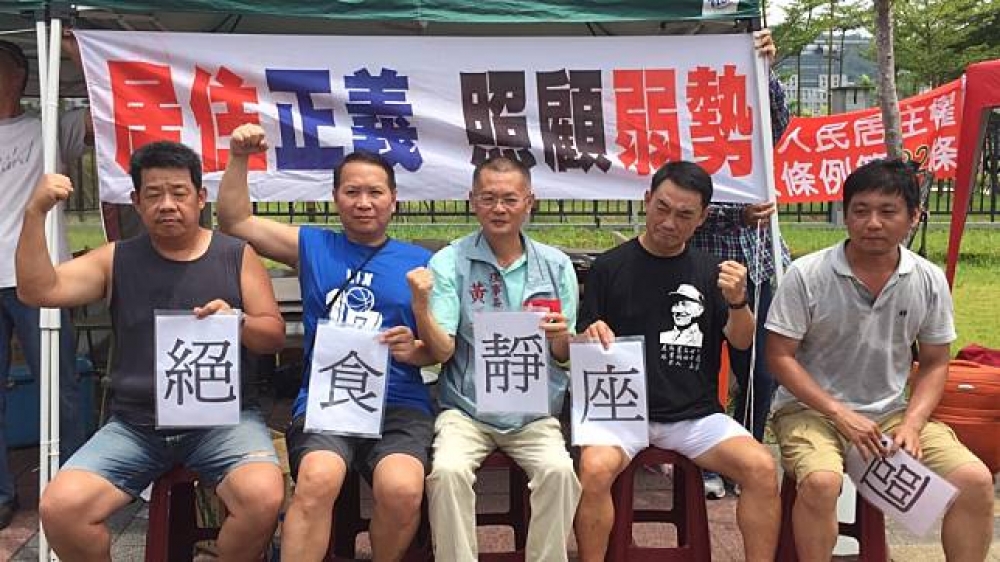台灣退伍軍人權益保障協會發起，在7月25至7月28日，將在國防部前紮營進駐、絕食靜坐。（攝影：陳俊豪）