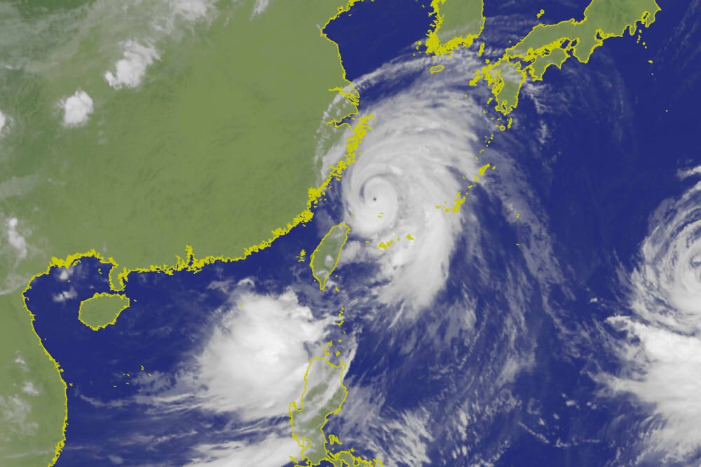 利奇馬颱風9日影響最大，但部分地區可望在中午前脫離陸上警報。（圖片取自中央氣象局）
