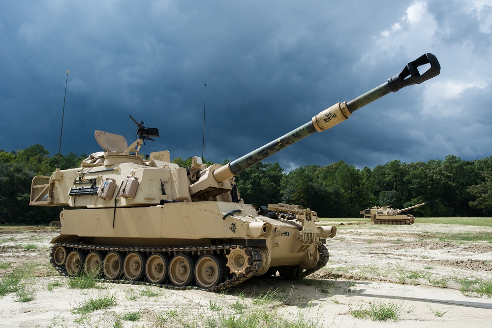 國防部高層證實，陸軍決定採購M109A6帕拉丁 （Paladin）自走砲。（取自維基百科／U.S. Army Sgt. Richard Wrigley攝）