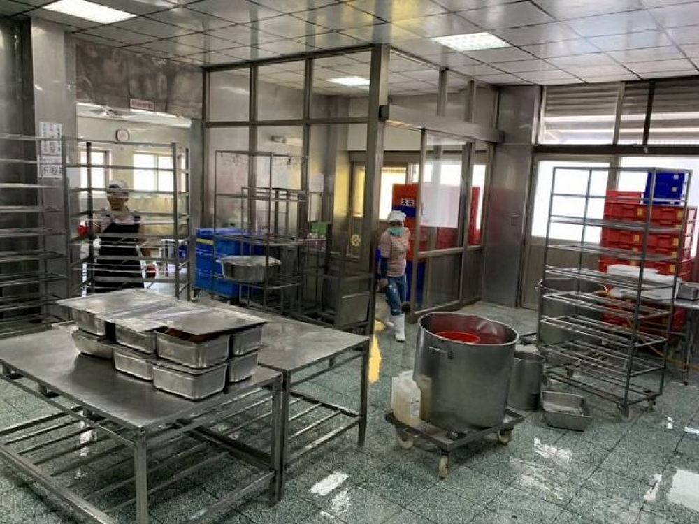 台南市衛生局接獲南大附中通報，該校學生疑似發生食品中毒症狀，並展開團膳供應商的調查。（取自台南市衛生局）