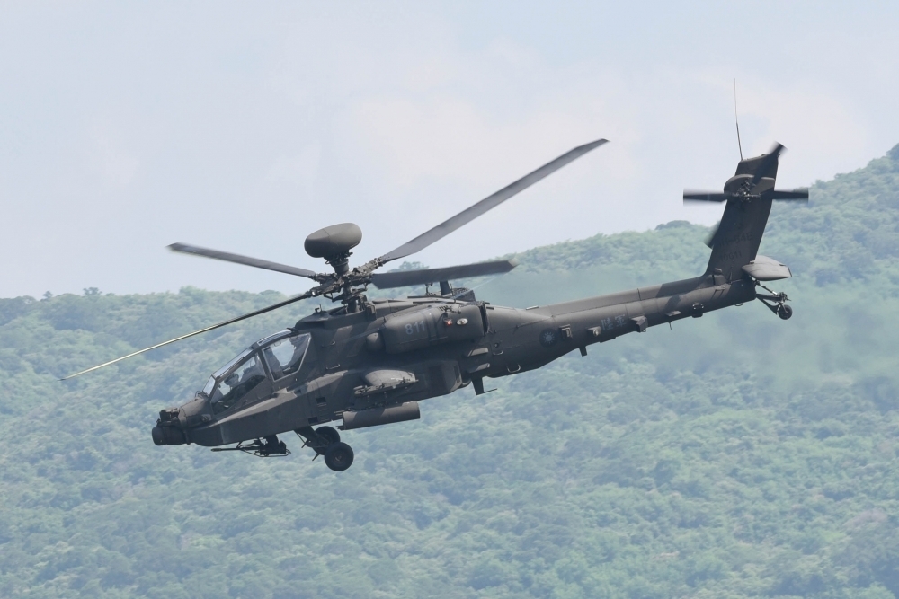 陸軍代號「天鷹案」採購30架AH-64E阿帕契攻擊直升機（圖），受美元走弱影響，整個採購案執行完畢結餘近20億元。（資料照片／葉信菉攝）