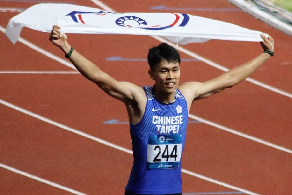 台灣跨欄好手陳奎儒1日凌晨參加杜哈世界田徑錦標賽男子110公尺跨欄預賽，繳出13秒57的成績，以分組第三晉級準決賽。（取自陳奎儒臉書）