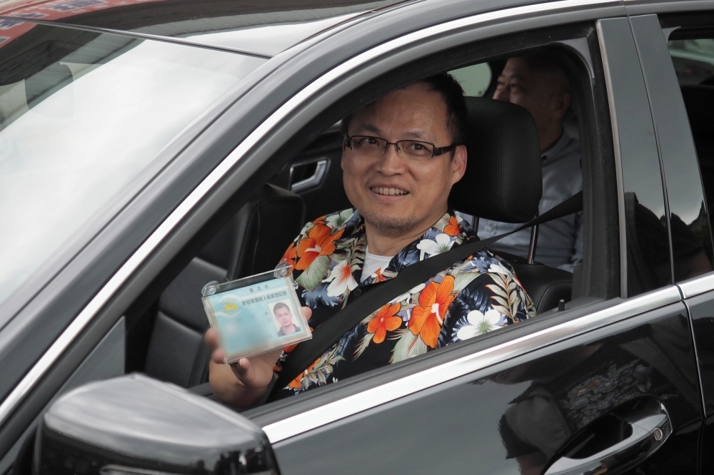 台灣大車隊招募多元計程車司機，原uber司機也考職業駕照加入行列。（資料照片／張家銘攝）