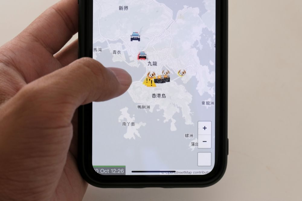 「HKMap.Live全港抗爭即時地圖」9日遭蘋果App Store下架。（湯森路透）
