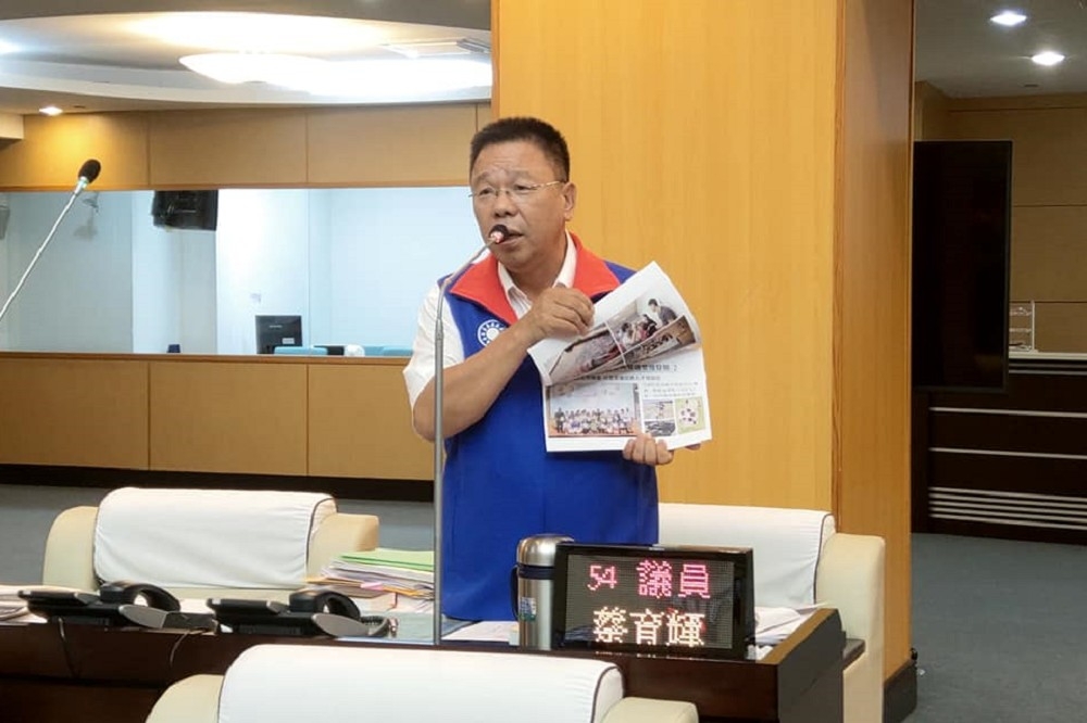 國民黨傳出不分區安全6人名單，國民黨台南市第一選區立委參選人蔡育輝痛批無法接受這樣的「老人名單」。（取自蔡育輝臉書）