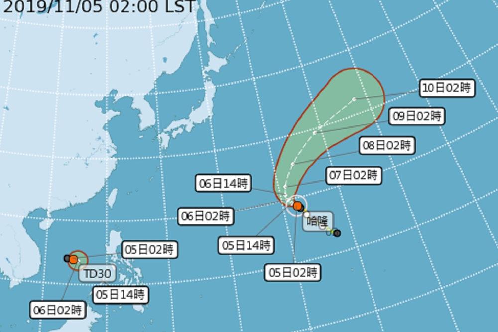 中度颱風「哈隆」，未來持續往西北轉北的方向移動，對台灣沒有影響；在南沙島海面，有熱帶性低氣壓成形，有發展為輕度颱風的趨勢。（取自中央氣象局）