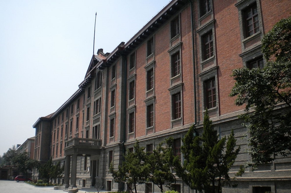 北大紅樓（即北洋時期的北京大學一院，也就是文學院）。（圖片摘自維基百科）