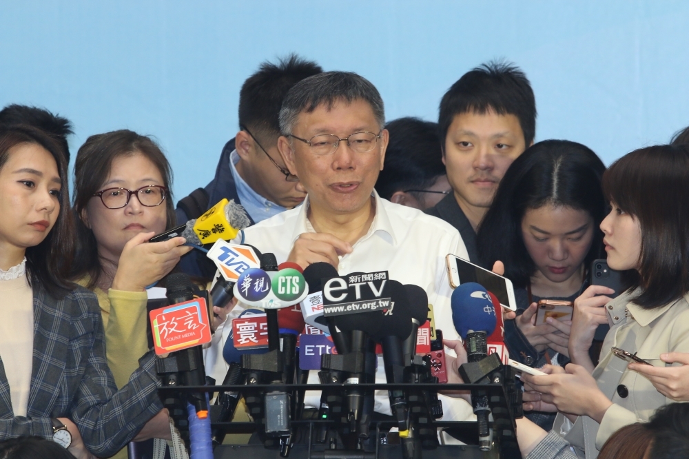 太陽花國賠案北市府確定會上訴，台北市長柯文哲表示，針對判決書有疑義的地方澄清。（王侑聖攝）