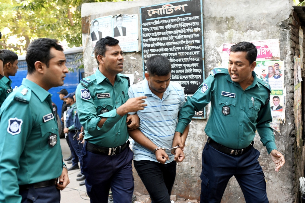孟加拉法院27日宣判、對7名涉及2016達卡餐館死亡攻擊的犯人，判處最高罰則：死刑。（湯森路透）