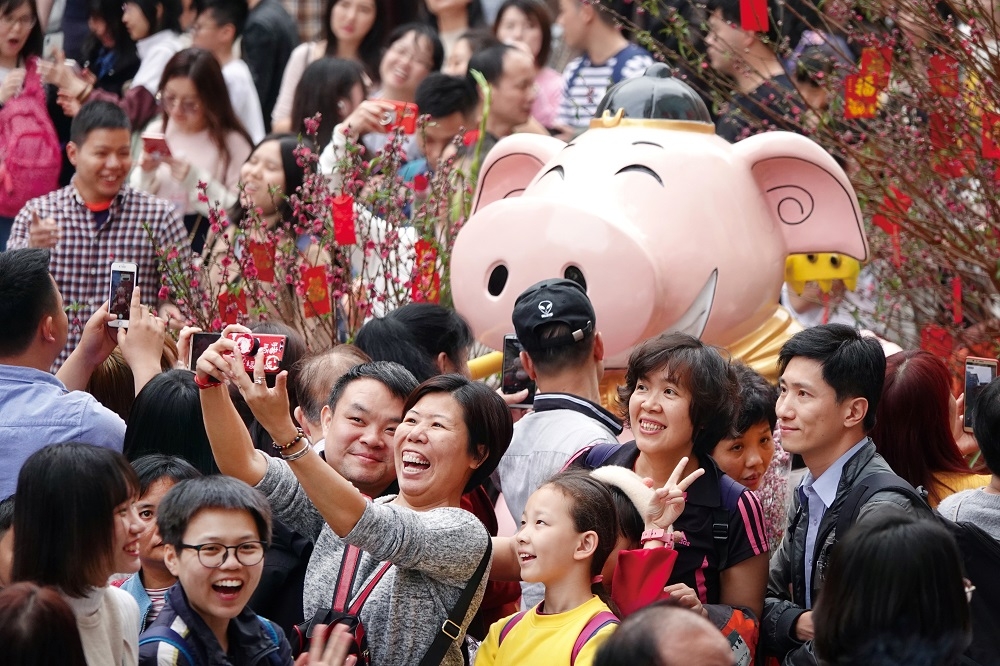 春節是華人文化中最重要的節日之一，中國每年春節的運輸量都十分驚人。（湯森路透）