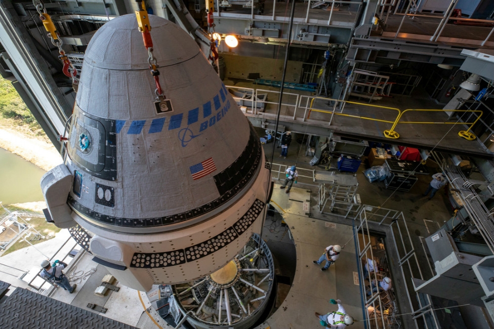 由波音設計製造、NASA出資的新型載人太空船「Starliner」20日試射升空。（湯森路透）