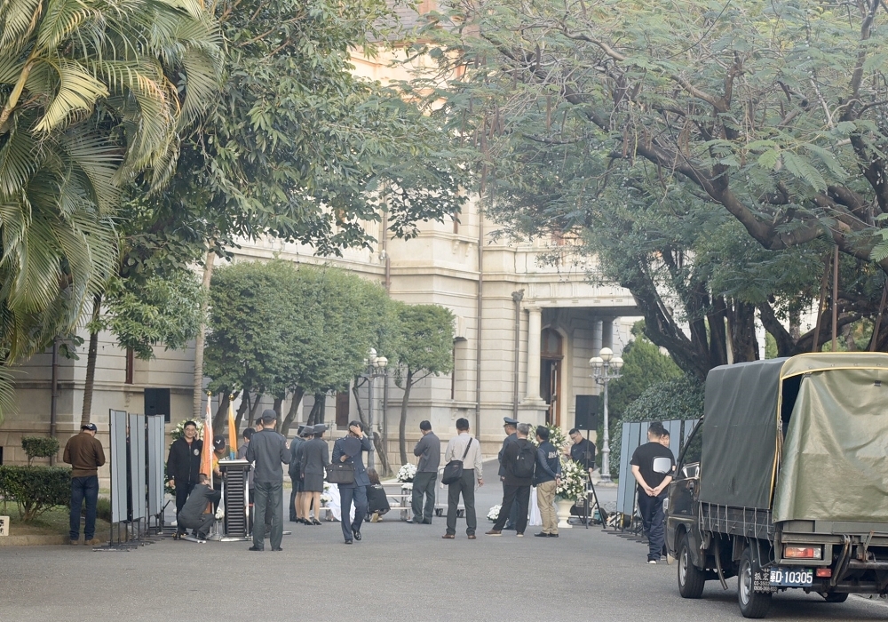 蔡英文總統在軍事會談指示，在台北賓館設置0102殉職將士祈福點燈追思會場，4日對外開放外界追思。（張哲偉攝）
