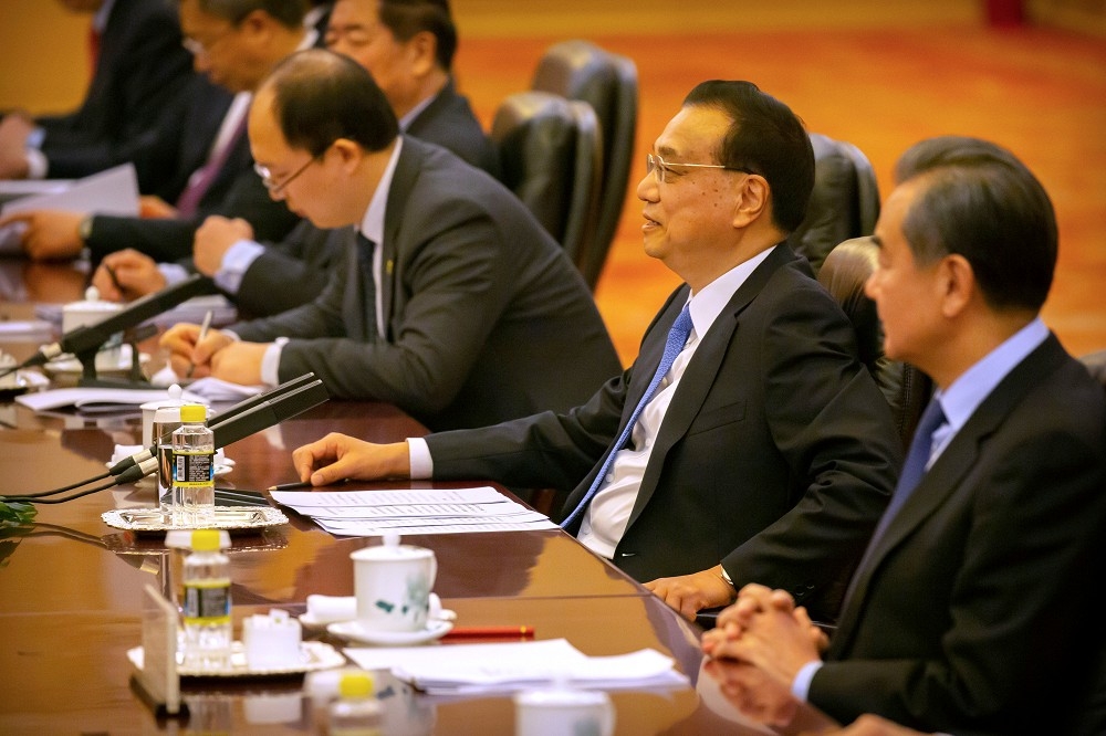 中國總理李克強26日指出，將對於「緩報、瞞報、漏報」進行究責。（湯森路透）