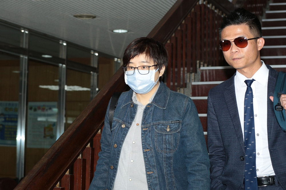 楊蕙如神隱2個多月終於現身，她在14日在台北地院庭上仍否認網軍案犯罪。（楊約翰攝）
