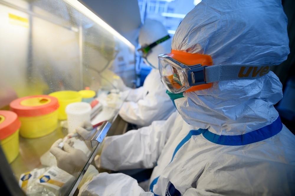 中國否認病毒來自實驗室　堅稱來源自傳統市場。（湯森路透）