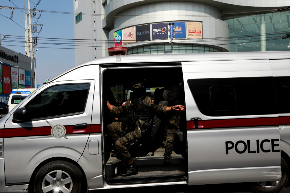 泰國本月接連傳出兩起市區槍擊案，讓警方不敢大意。（湯森路透）