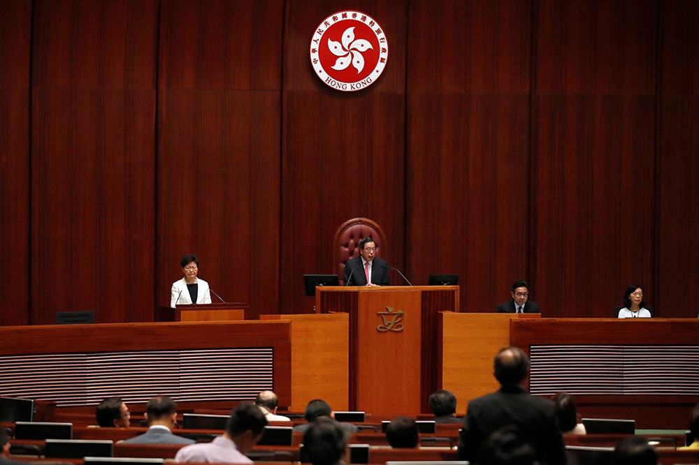 香港立法會通過撥款1840億抗疫撥款。（湯森路透）