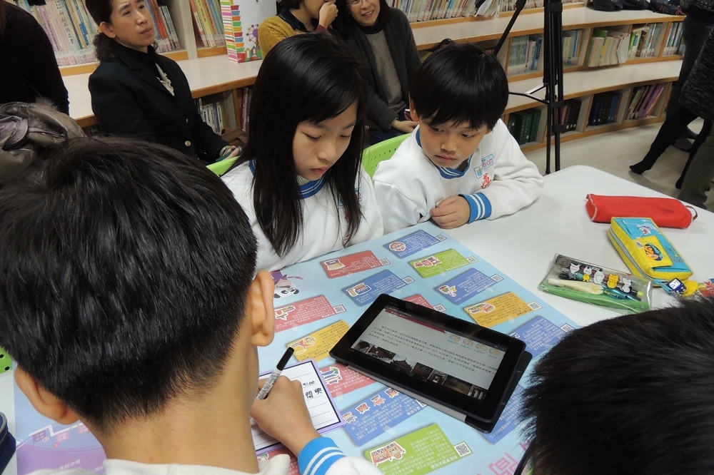 台北市除了做足防疫演練，面對可能停課，也備妥「酷課雲」線上教學系統，讓學生在家「無縫接軌」上課。（北市教育局提供）
