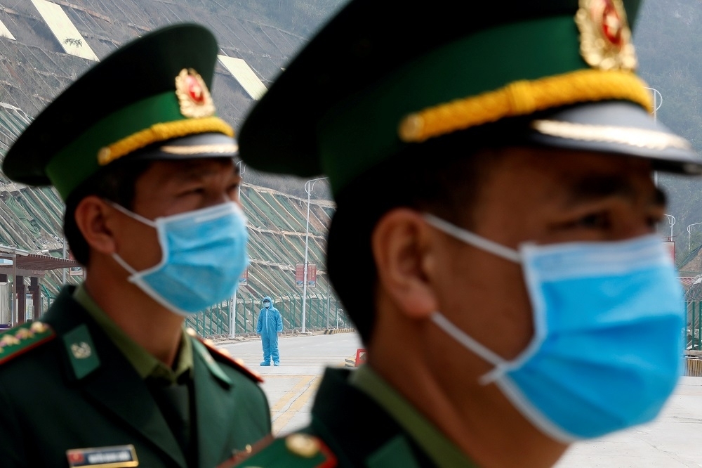 肺炎疫情發展如此，中國卻認為不只不能檢討它，還要反過來感謝它，不只要感謝它，還要反過來被它檢討。（湯森路透）