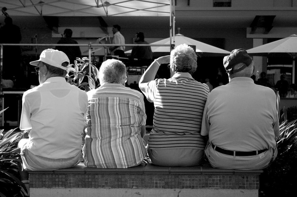 （2007©joeannenah , i love old people @ Flickr, CC BY-SA 2.0.）