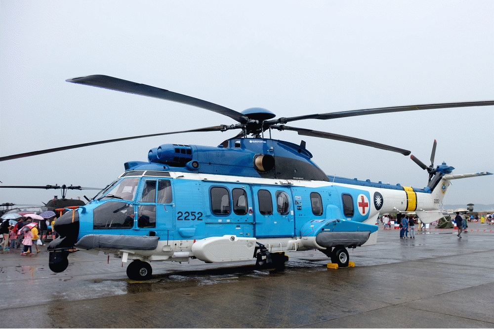 台灣剛成軍的3架「超級美洲獅」EC225救難直升機之一」。（湯森路透）