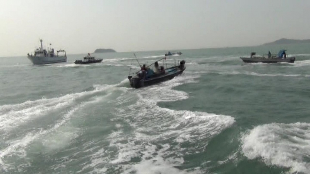 海巡署在金門水域執行護漁任務時，遭遇中國無名船隻惡意衝撞。（海巡署金馬澎分署提供）